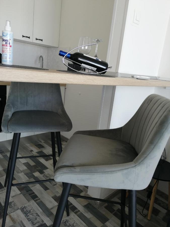 Studio Apartment Lanterna 扎达尔 外观 照片