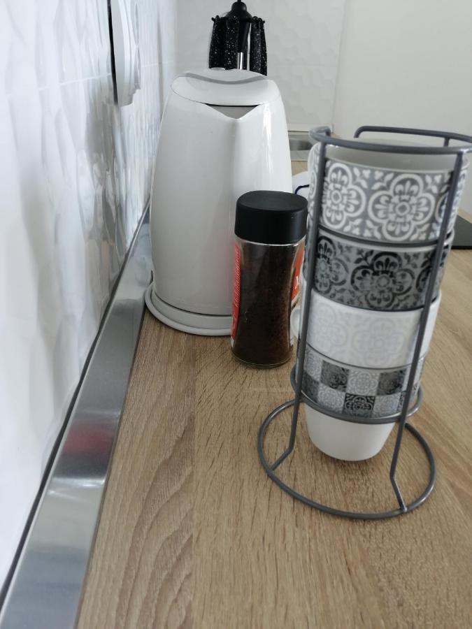 Studio Apartment Lanterna 扎达尔 外观 照片