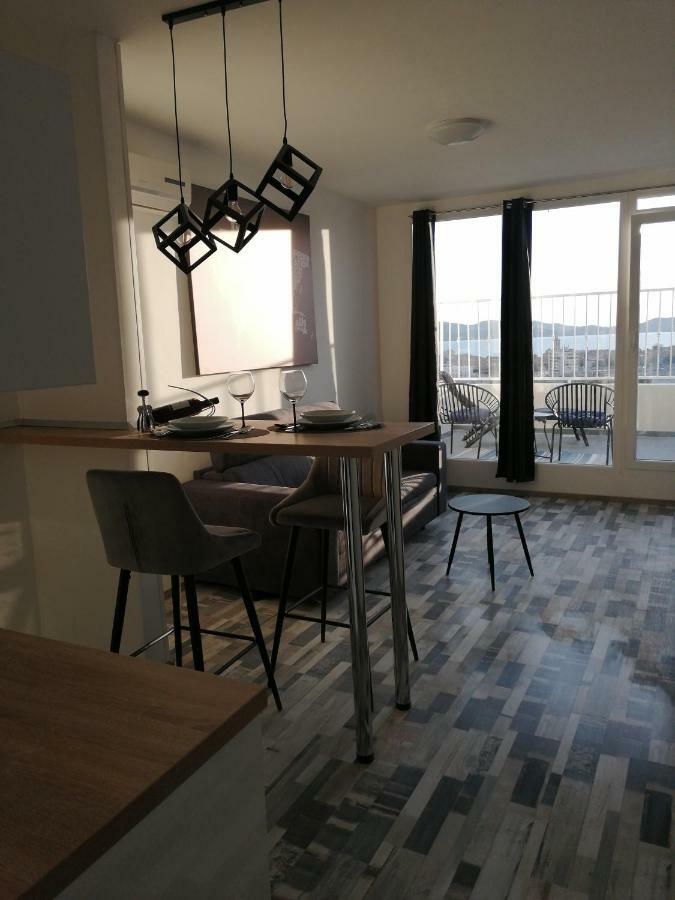 Studio Apartment Lanterna 扎达尔 外观 照片